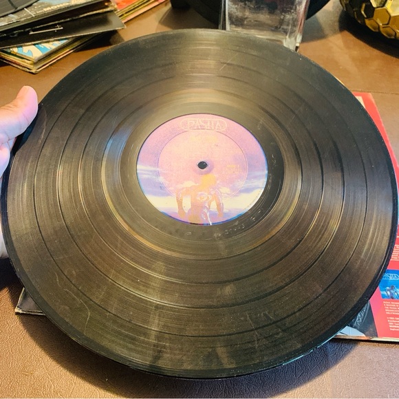 Quiet Riot Metal Health Epic Vinyl LP - Picture 6 of 11